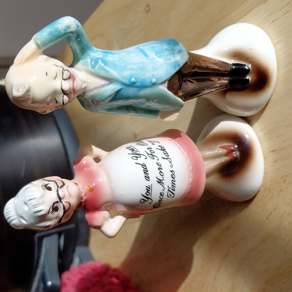 Enesco Vintage Couple Figurines in Blue and Pink.. Japan